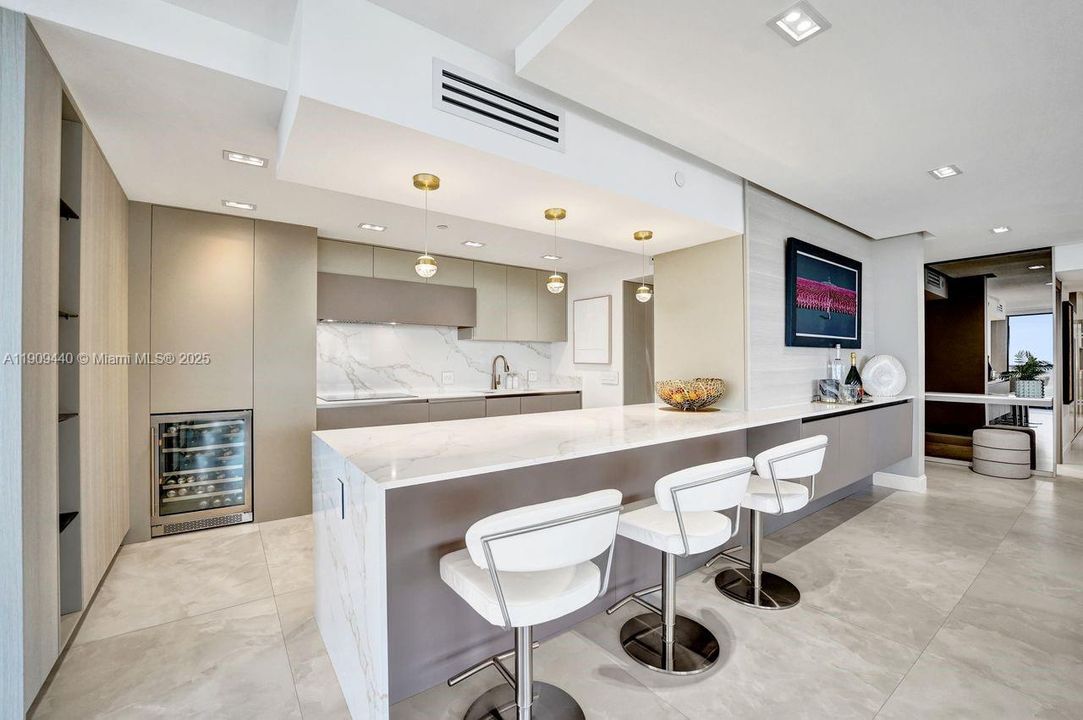 For Sale: $1,590,000 (4 beds, 2 baths, 2360 Square Feet)