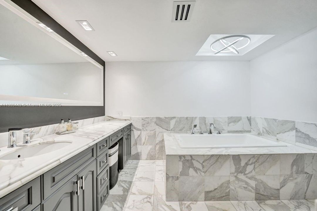 For Sale: $1,590,000 (4 beds, 2 baths, 2360 Square Feet)