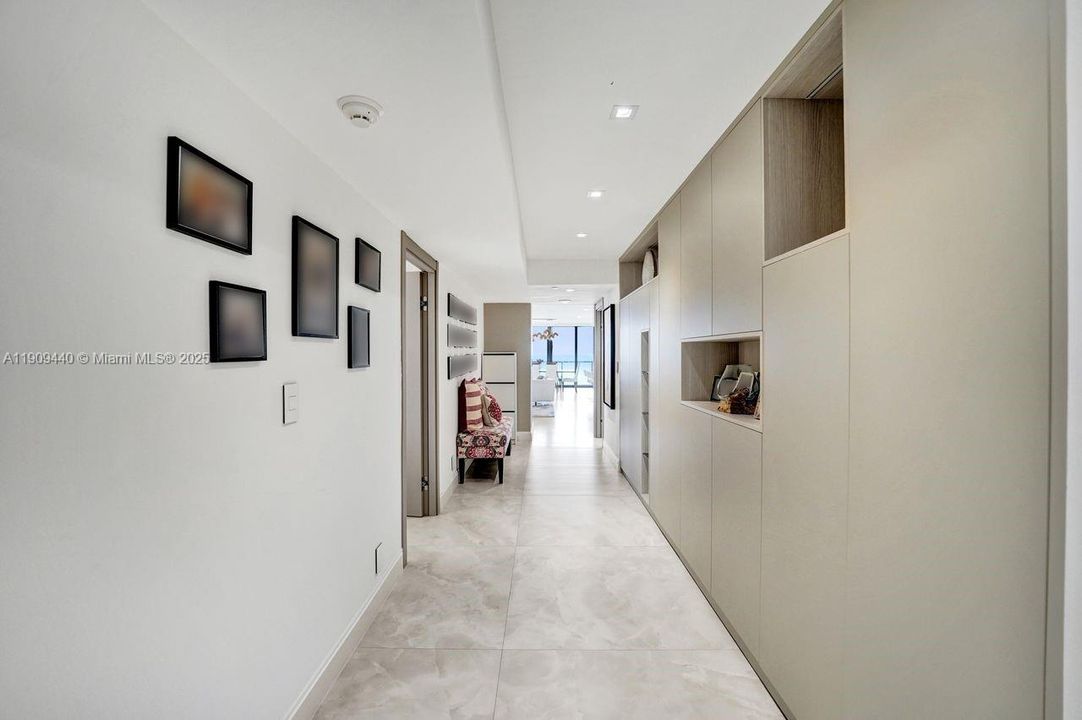 For Sale: $1,590,000 (4 beds, 2 baths, 2360 Square Feet)