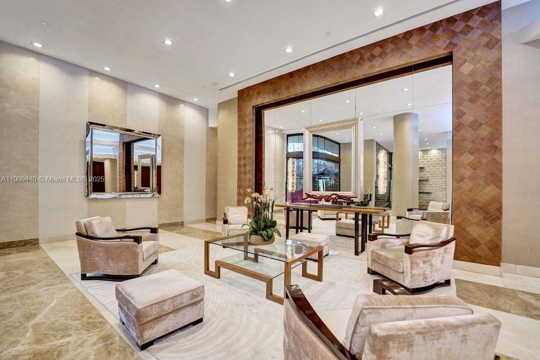 For Sale: $1,590,000 (4 beds, 2 baths, 2360 Square Feet)