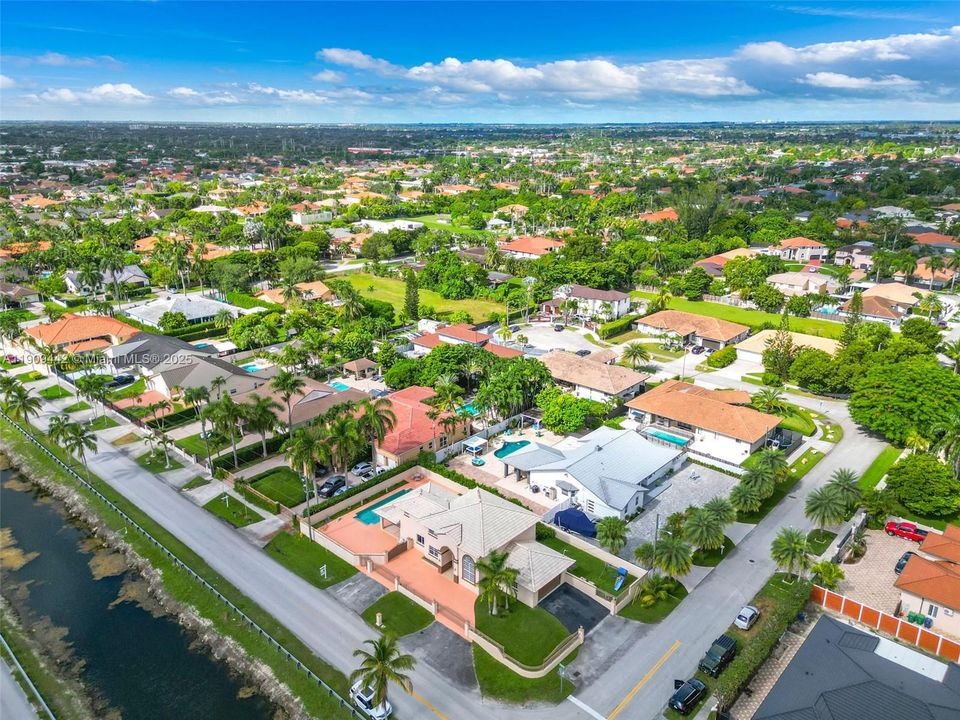 待售: $1,985,000 (5 贝兹, 4 浴室, 3441 平方英尺)