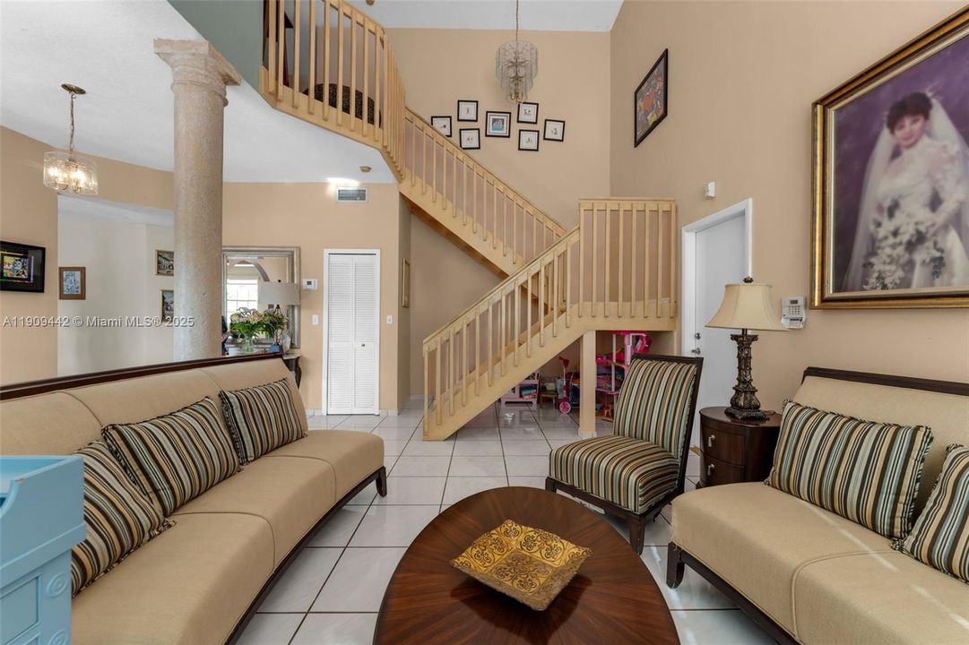 待售: $1,985,000 (5 贝兹, 4 浴室, 3441 平方英尺)