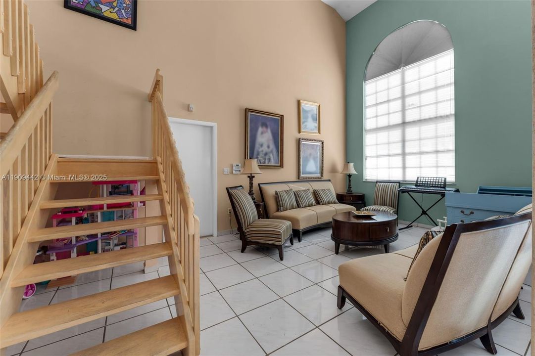 待售: $1,985,000 (5 贝兹, 4 浴室, 3441 平方英尺)