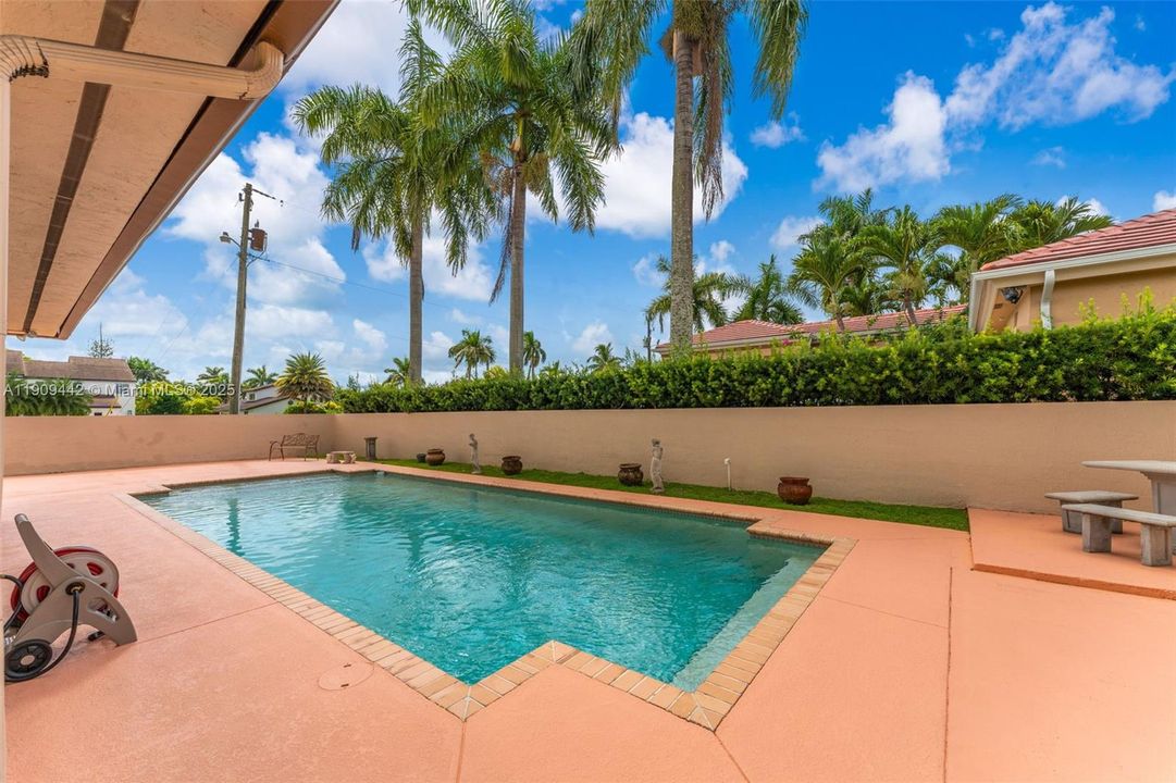 待售: $1,985,000 (5 贝兹, 4 浴室, 3441 平方英尺)