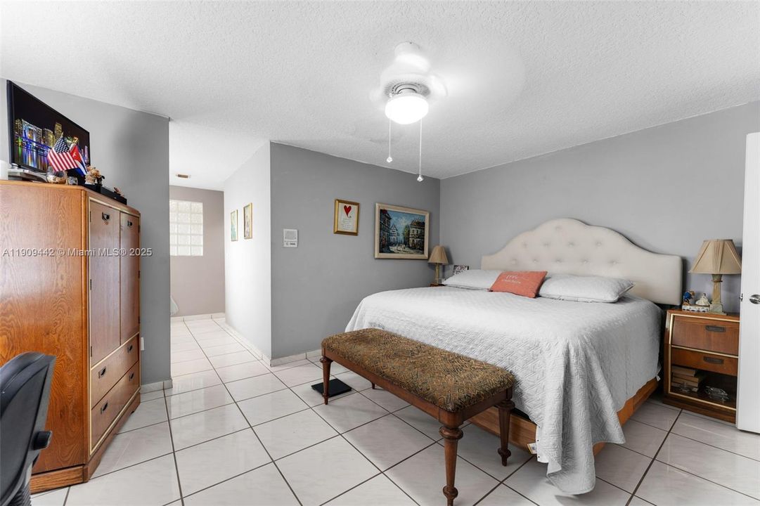 待售: $1,985,000 (5 贝兹, 4 浴室, 3441 平方英尺)