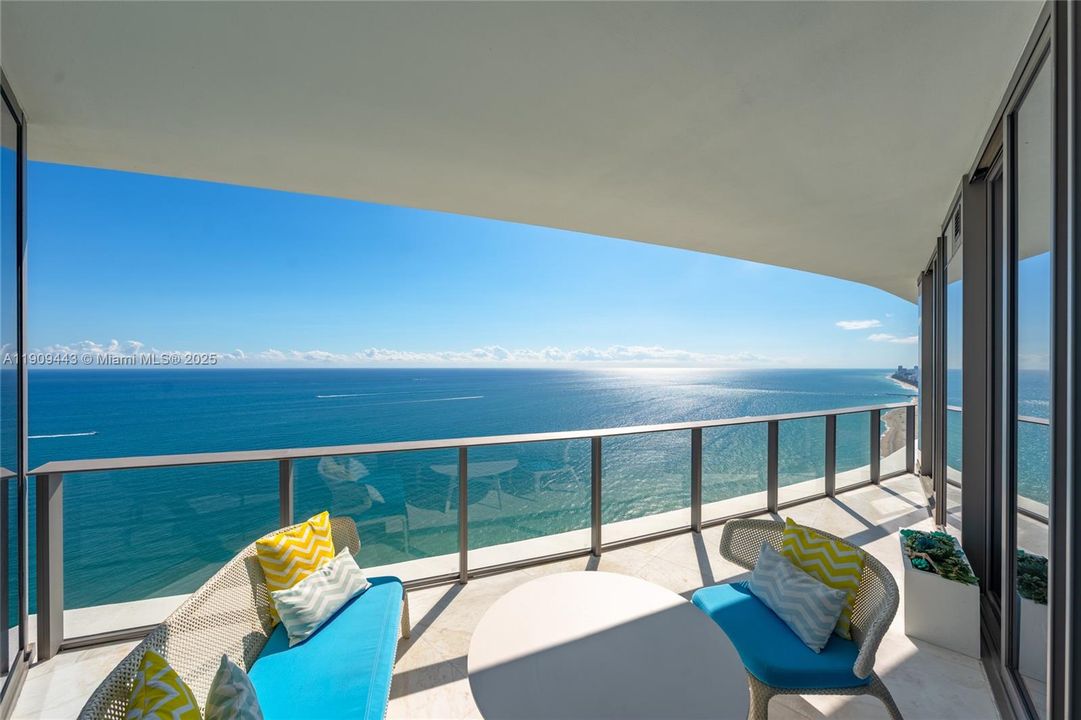 Active With Contract: $16,000 (2 beds, 2 baths, 1447 Square Feet)