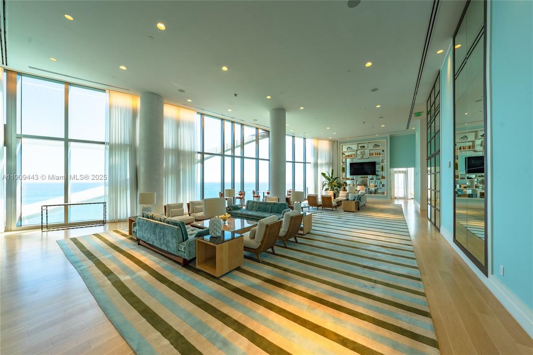 Active With Contract: $16,000 (2 beds, 2 baths, 1447 Square Feet)