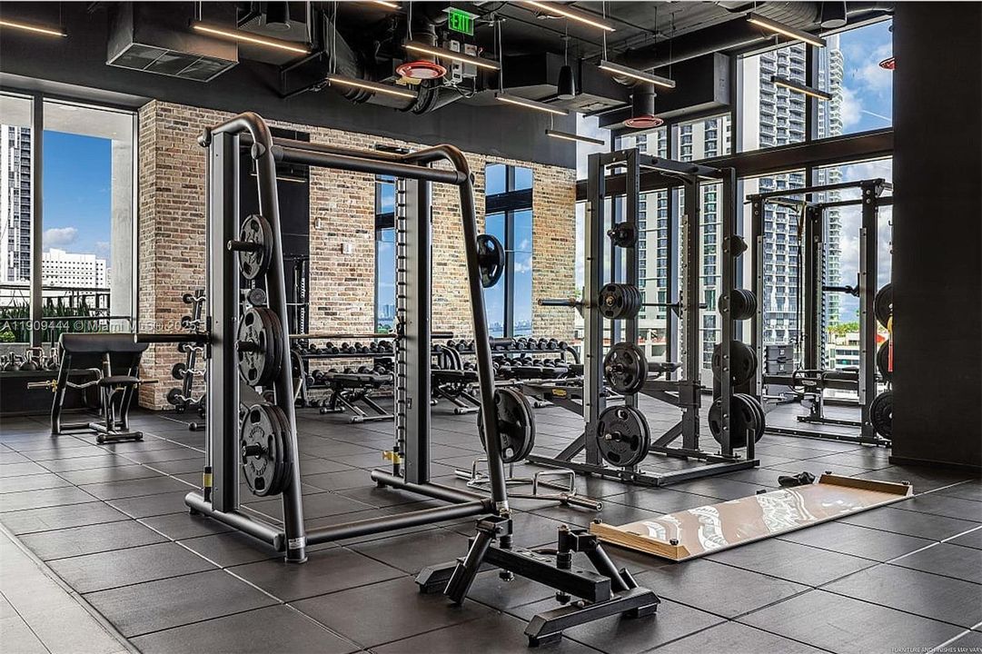 Active With Contract: $650,000 (0 beds, 1 baths, 357 Square Feet)