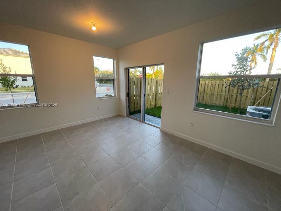 For Sale: $450,000 (3 beds, 2 baths, 1545 Square Feet)