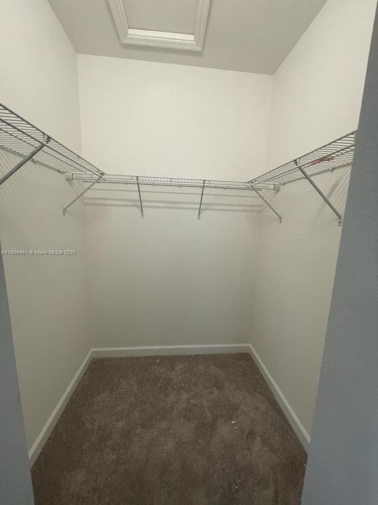 For Sale: $450,000 (3 beds, 2 baths, 1545 Square Feet)