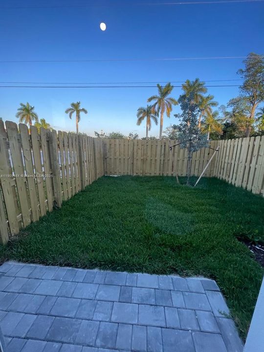 For Sale: $450,000 (3 beds, 2 baths, 1545 Square Feet)