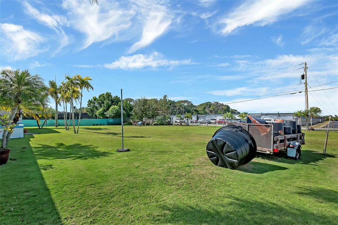 Active With Contract: $1,299,000 (4 beds, 2 baths, 3644 Square Feet)