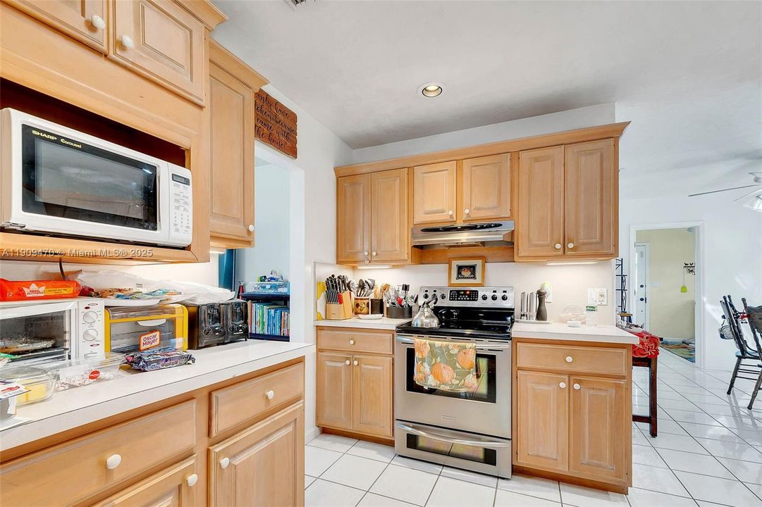 Active With Contract: $1,299,000 (4 beds, 2 baths, 3644 Square Feet)