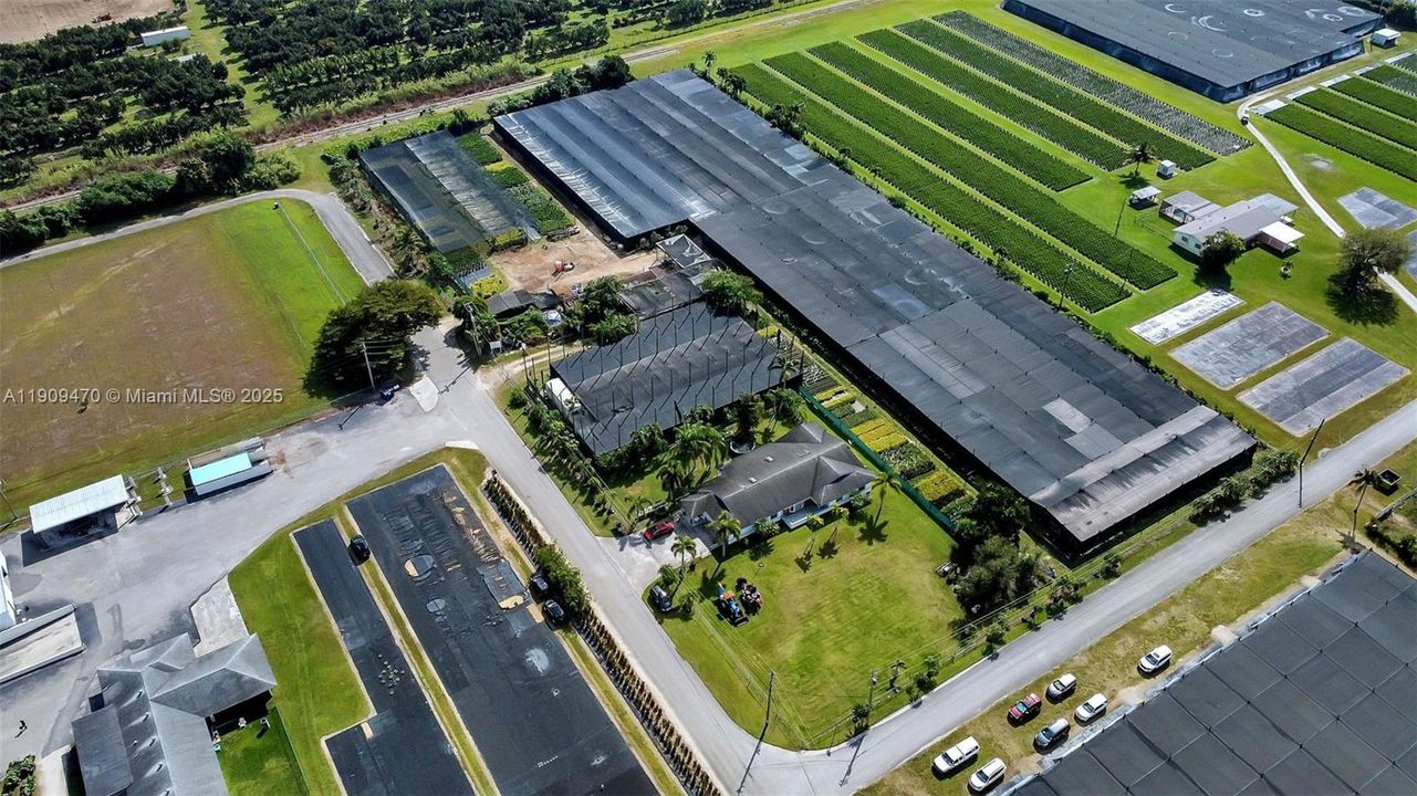 Active With Contract: $1,299,000 (4 beds, 2 baths, 3644 Square Feet)