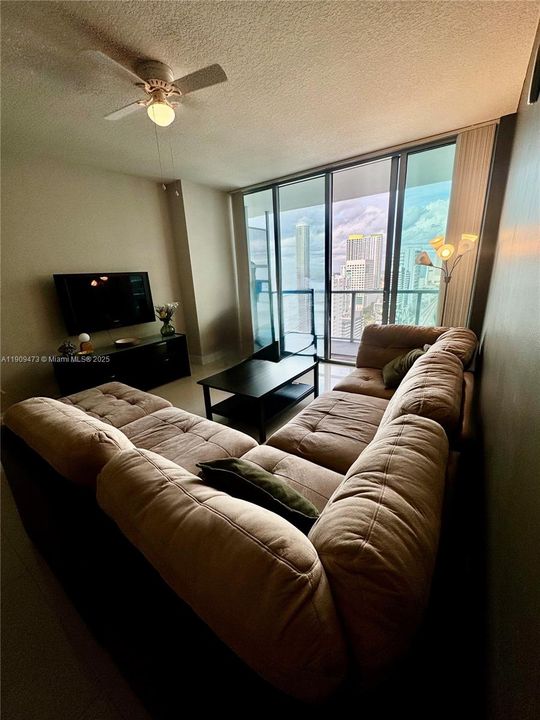 На продажу: $419,000 (1 спален, 1 ванн, 0 Квадратных фут)