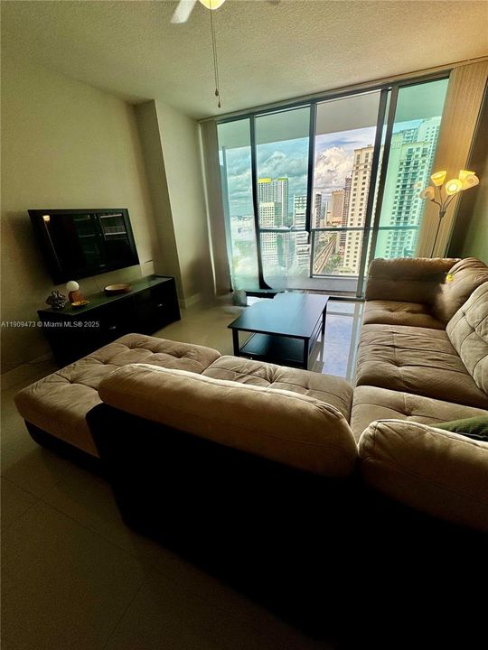 На продажу: $419,000 (1 спален, 1 ванн, 0 Квадратных фут)