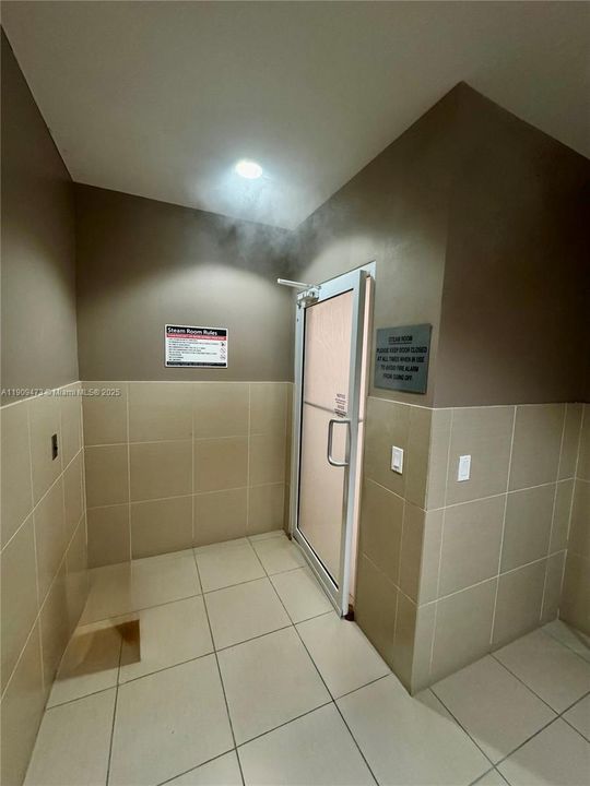 steam room