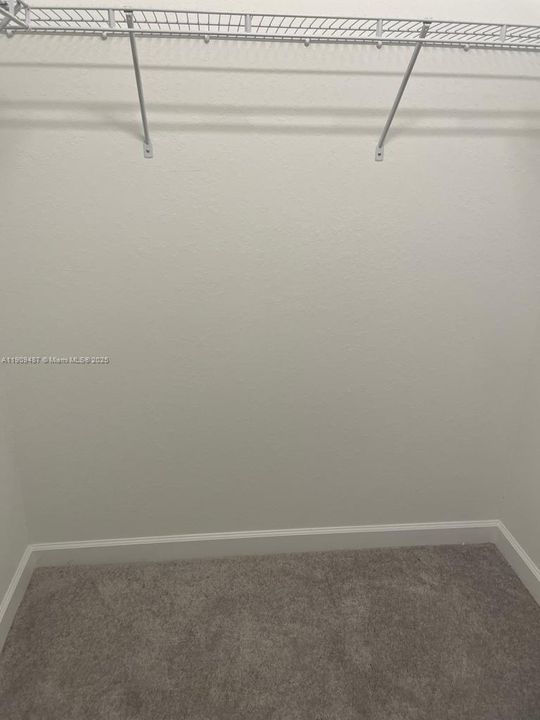 For Sale: $450,000 (3 beds, 2 baths, 1413 Square Feet)