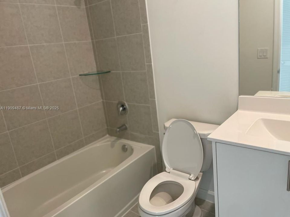 For Sale: $450,000 (3 beds, 2 baths, 1413 Square Feet)