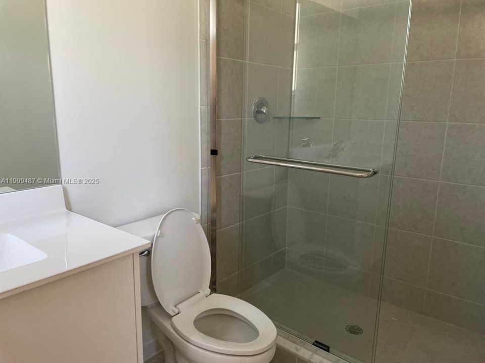 For Sale: $450,000 (3 beds, 2 baths, 1413 Square Feet)