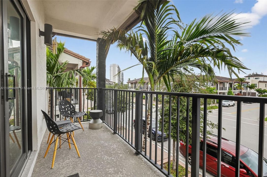 For Sale: $1,099,000 (4 beds, 2 baths, 2163 Square Feet)