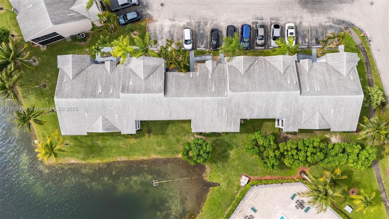 For Rent: $2,000 (3 beds, 2 baths, 1195 Square Feet)