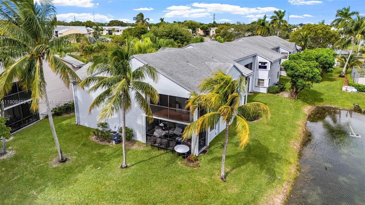 For Rent: $2,000 (3 beds, 2 baths, 1195 Square Feet)