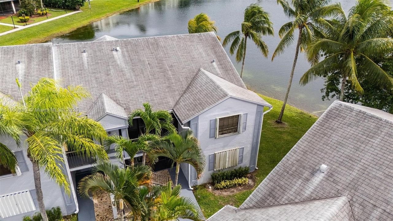 For Rent: $2,000 (3 beds, 2 baths, 1195 Square Feet)