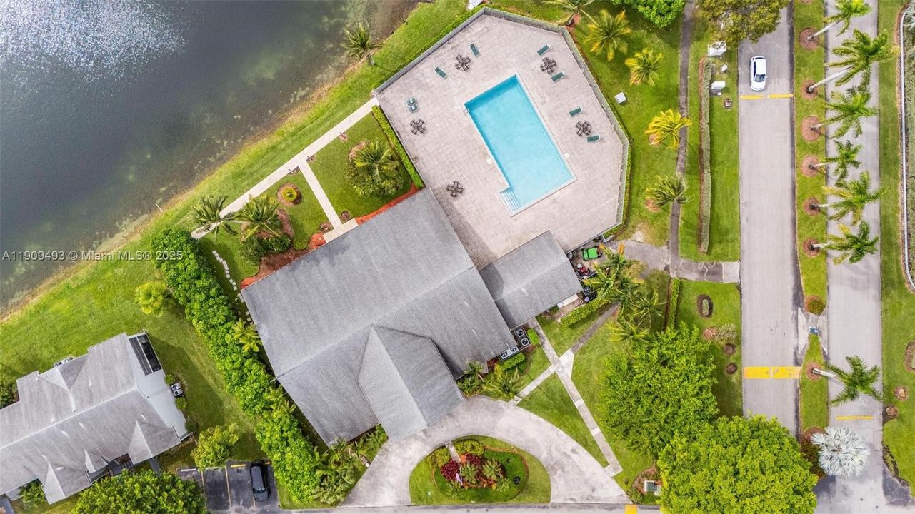 For Rent: $2,000 (3 beds, 2 baths, 1195 Square Feet)