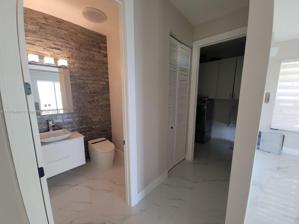 For Rent: $5,200 (4 beds, 3 baths, 2810 Square Feet)