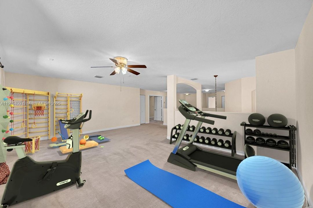 Virtual Upstairs Flexible Loft Space