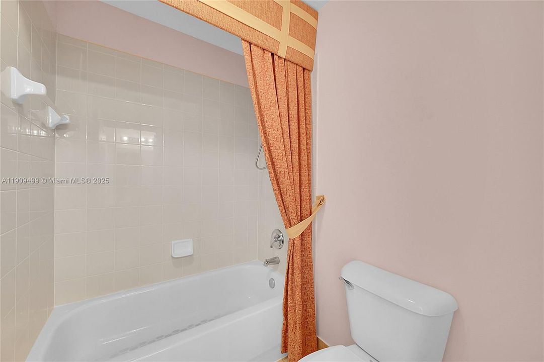 Upstairs Jack and Jill Bathroom