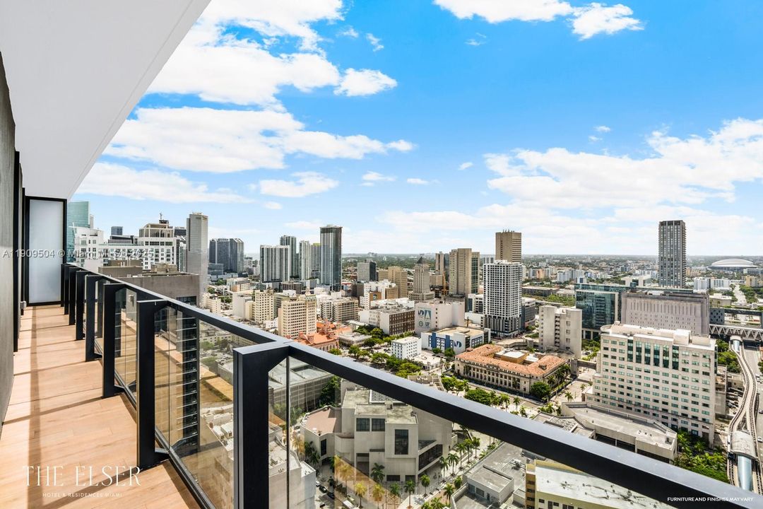 En Venta: $1,399,999 (3 camas, 3 baños, 1150 Pies cuadrados)