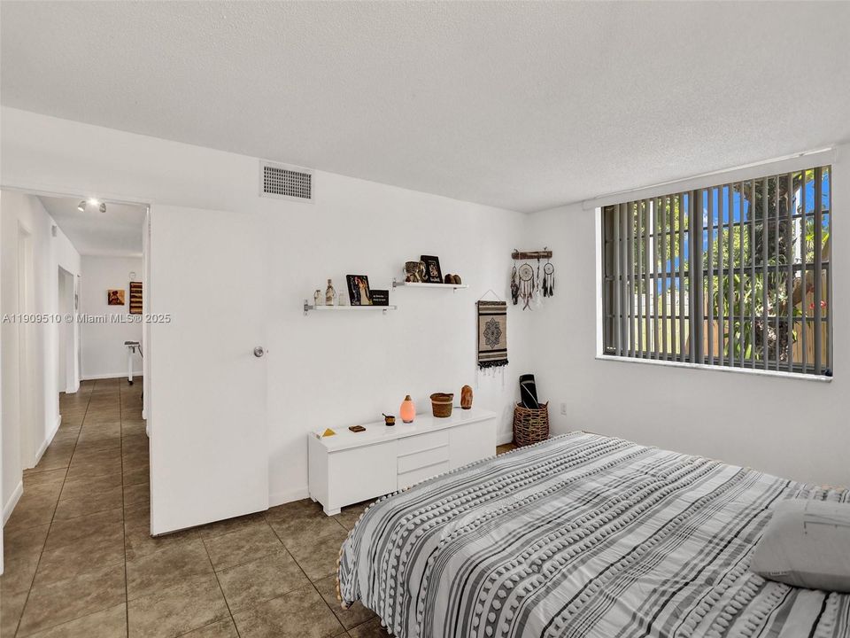 En Renta: $2,550 (2 camas, 2 baños, 1060 Pies cuadrados)