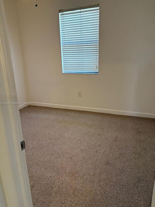 For Rent: $3,200 (3 beds, 2 baths, 1530 Square Feet)