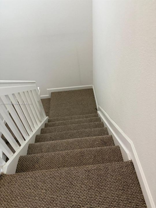 For Rent: $3,200 (3 beds, 2 baths, 1530 Square Feet)