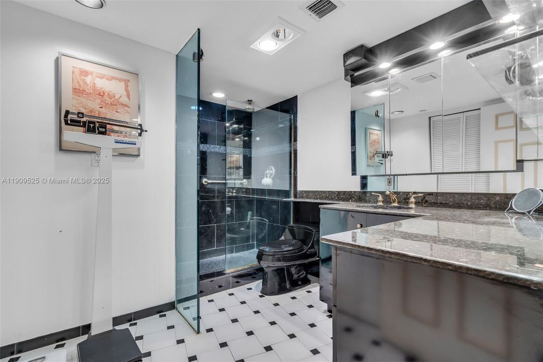 En Venta: $2,750,000 (4 camas, 4 baños, 3127 Pies cuadrados)