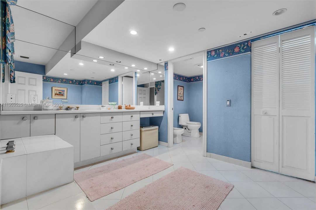 En Venta: $2,750,000 (4 camas, 4 baños, 3127 Pies cuadrados)