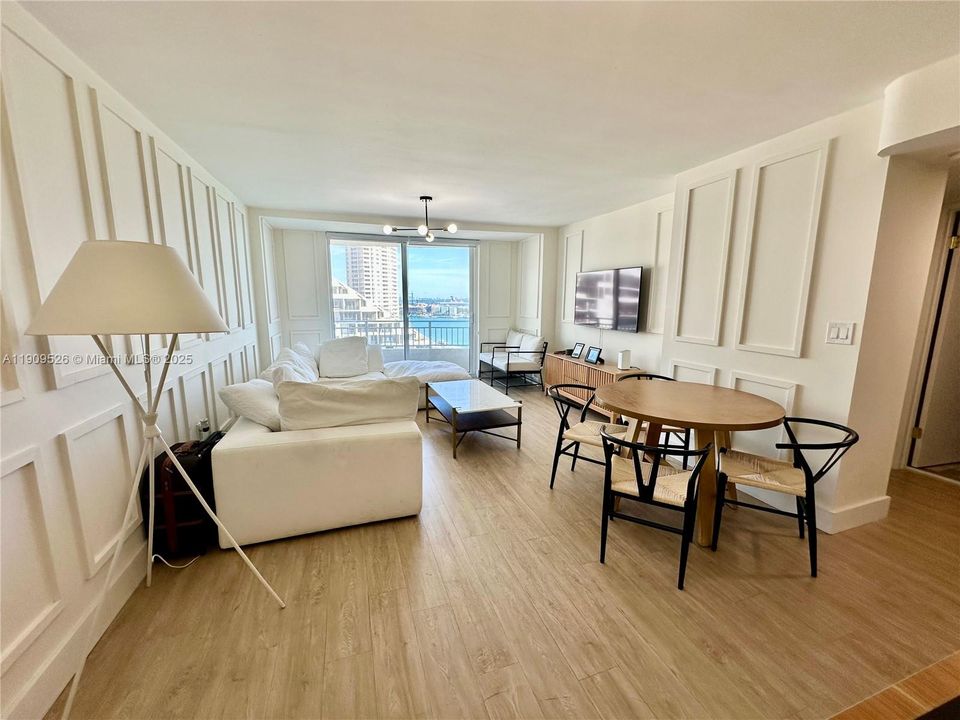 Recently Rented: $2,750 (1 beds, 1 baths, 735 Square Feet)