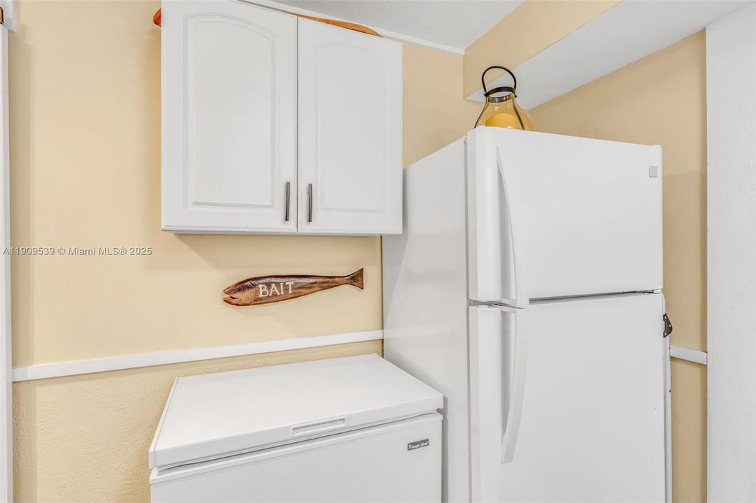 待售: $1,250,000 (4 贝兹, 2 浴室, 2166 平方英尺)