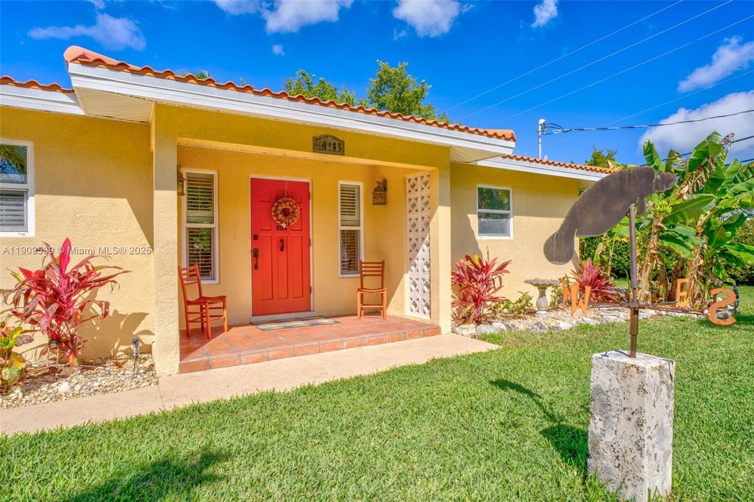 待售: $1,250,000 (4 贝兹, 2 浴室, 2166 平方英尺)