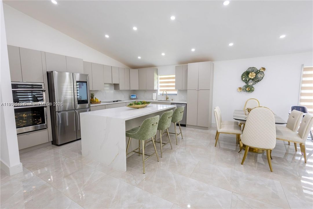 For Rent: $5,500 (4 beds, 2 baths, 2086 Square Feet)