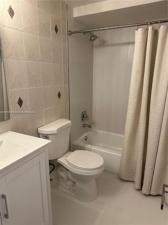 En Venta: $495,000 (3 camas, 2 baños, 1365 Pies cuadrados)