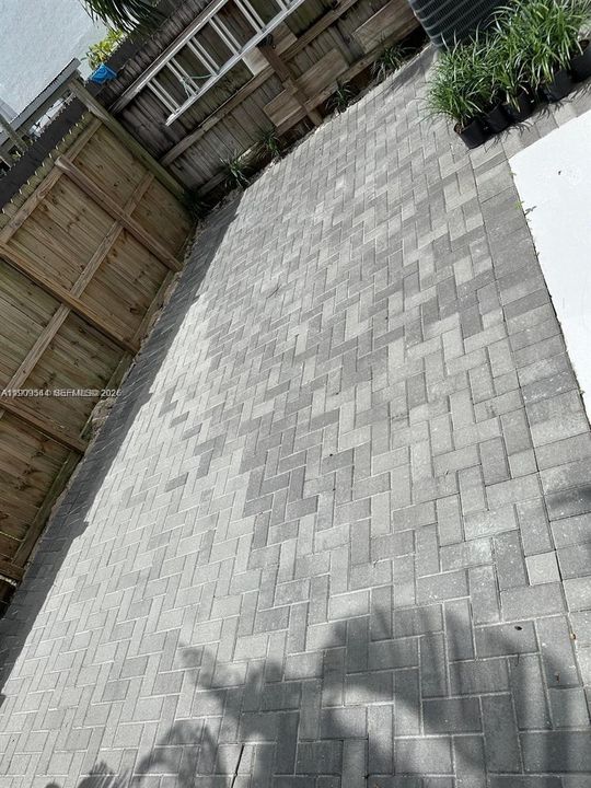 En Venta: $495,000 (3 camas, 2 baños, 1365 Pies cuadrados)