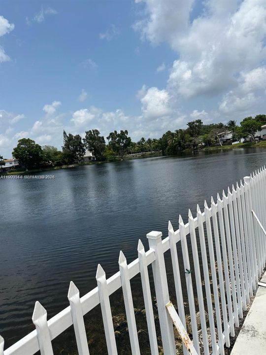 En Venta: $495,000 (3 camas, 2 baños, 1365 Pies cuadrados)