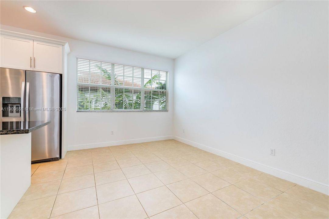Active With Contract: $3,500 (3 beds, 3 baths, 1955 Square Feet)