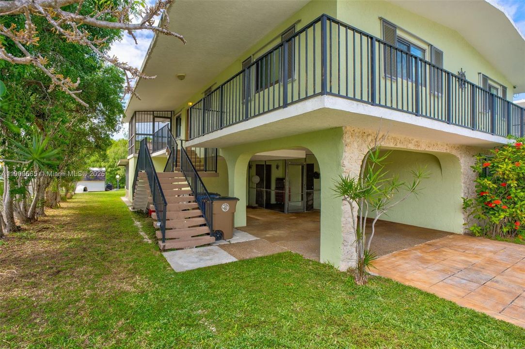 待售: $1,750,000 (3 贝兹, 4 浴室, 1850 平方英尺)