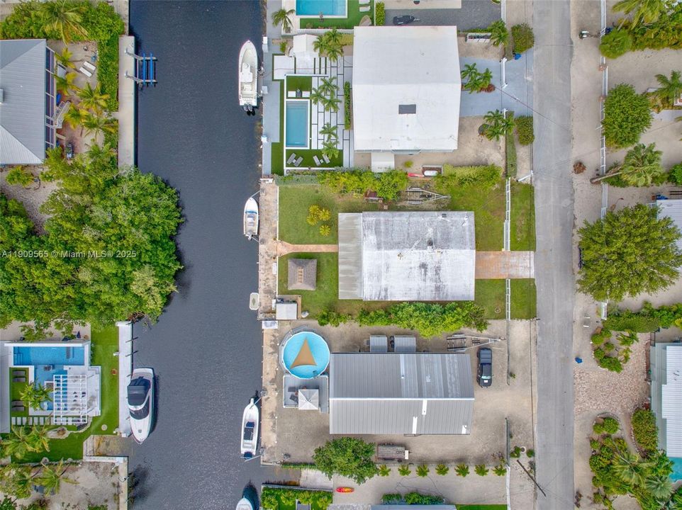 待售: $1,750,000 (3 贝兹, 4 浴室, 1850 平方英尺)