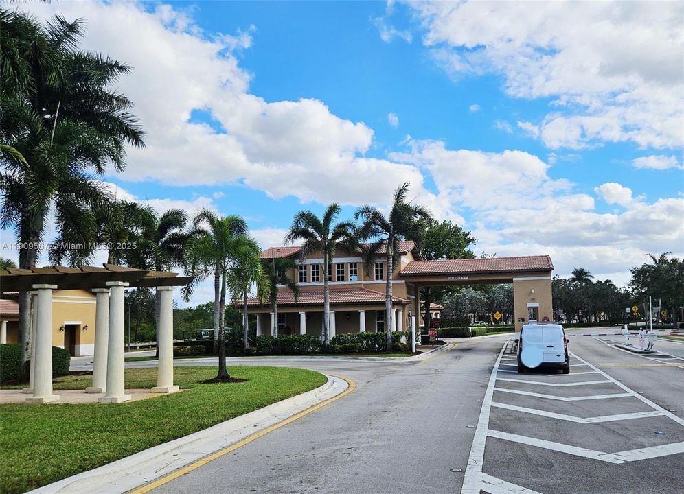 На продажу: $444,000 (3 спален, 3 ванн, 1782 Квадратных фут)