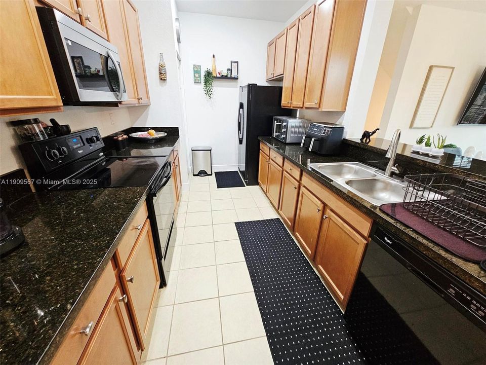 На продажу: $444,000 (3 спален, 3 ванн, 1782 Квадратных фут)